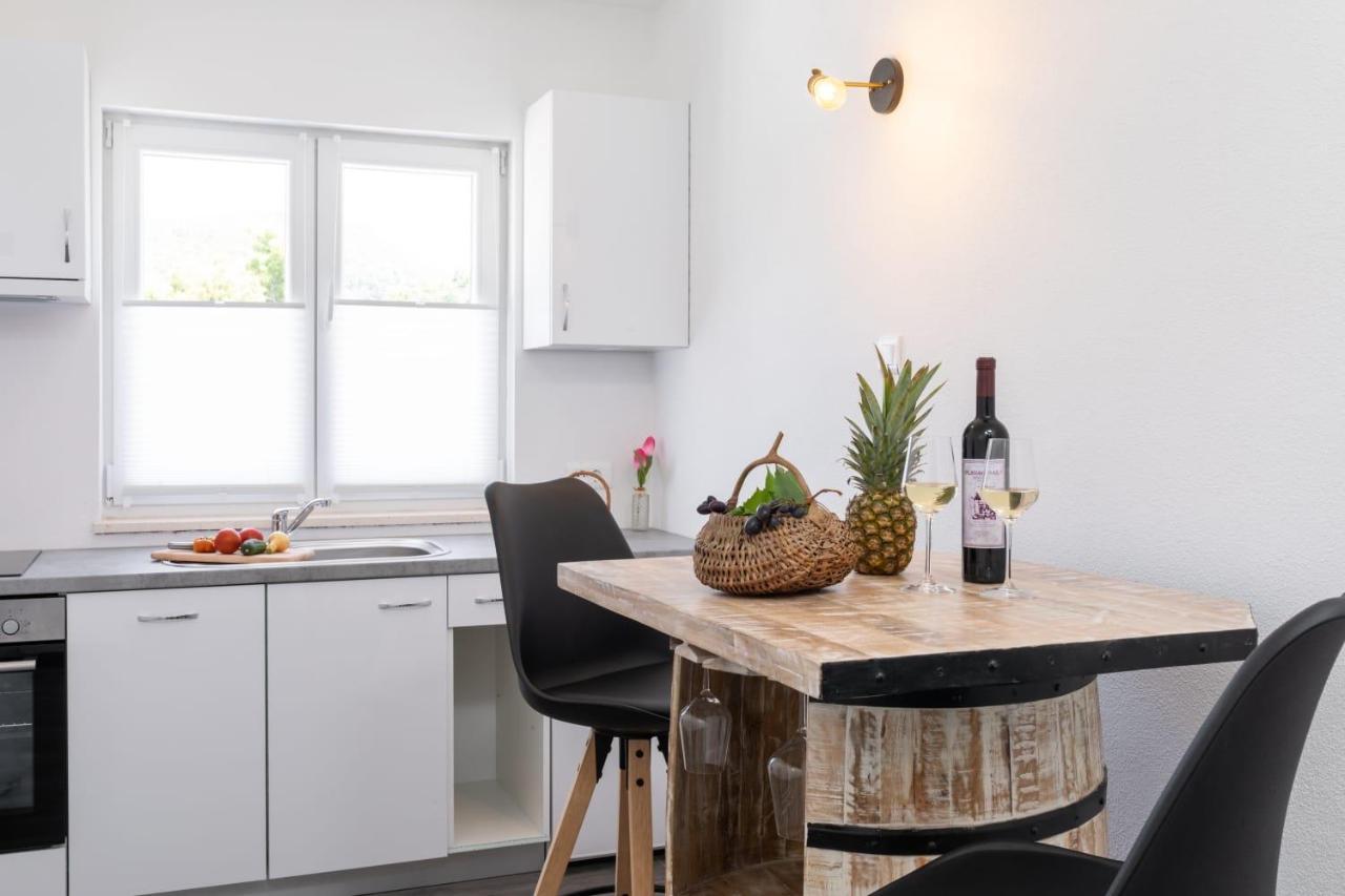 Maloa One Bedroom Apartment Smokvica  Ngoại thất bức ảnh